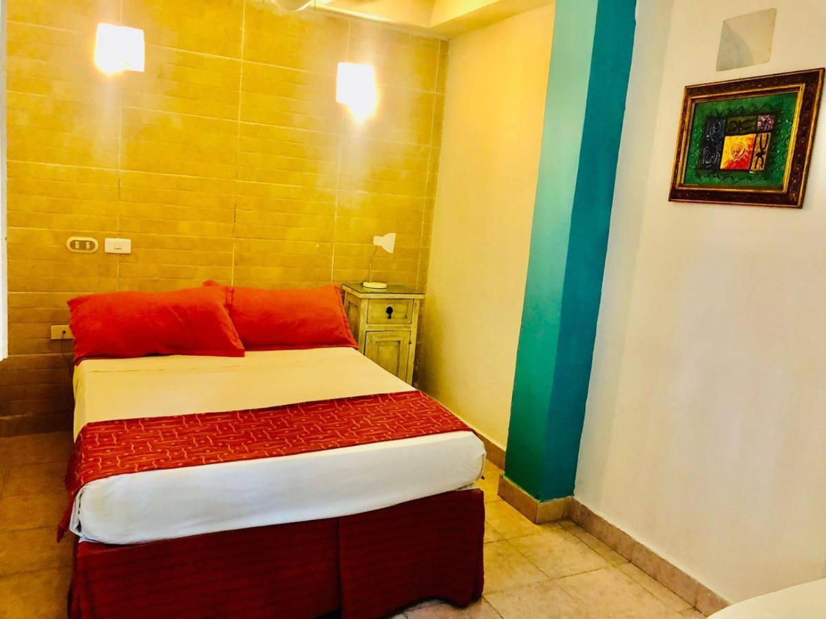 Antigua Calle Almudena Hotel Cartagena Dış mekan fotoğraf
