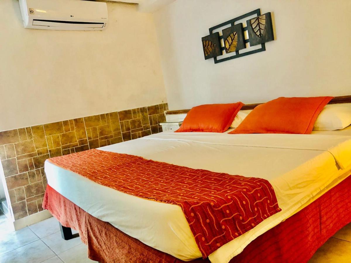 Antigua Calle Almudena Hotel Cartagena Dış mekan fotoğraf